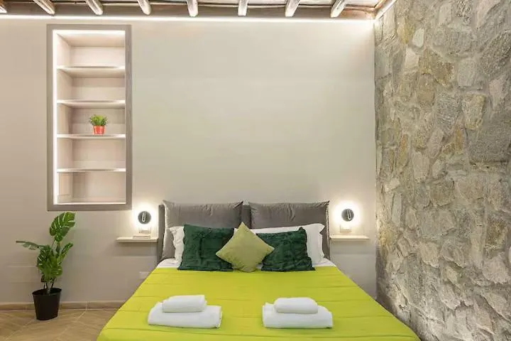 Iron Loft In Colosseo Roma